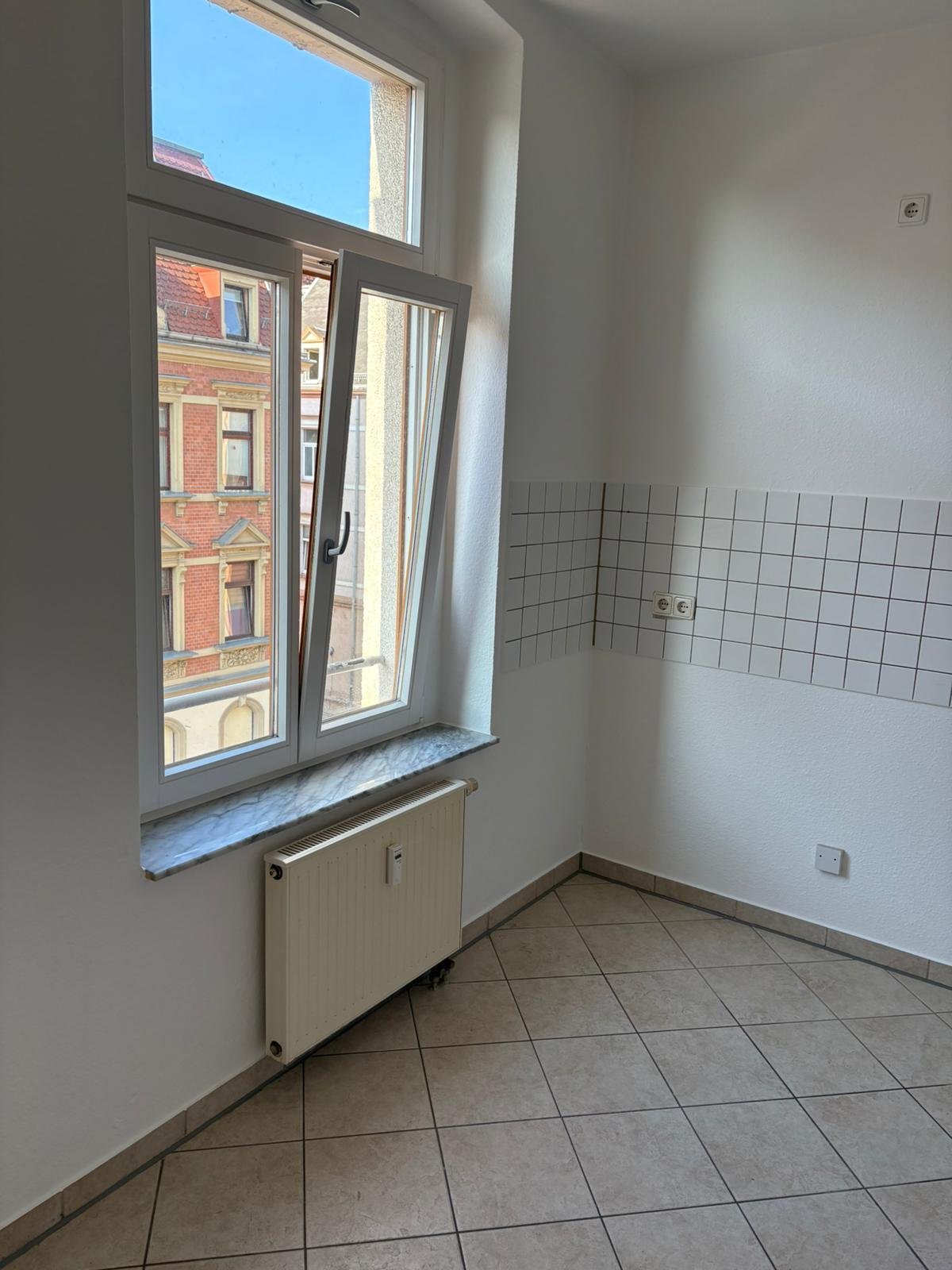 Küche mit Fenster Küche mit Fenster