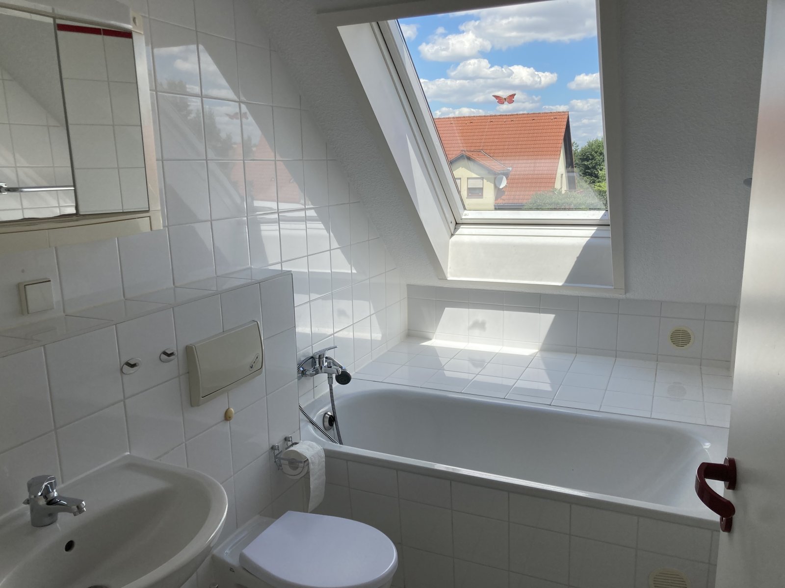 Tageslichtbad mit Wanne Tageslichtbad mit Wanne