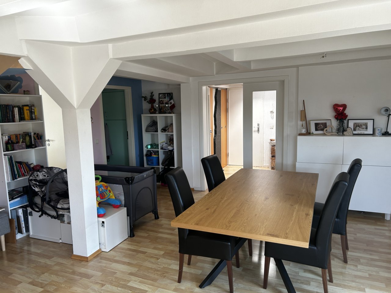 großes Wohnzimmer