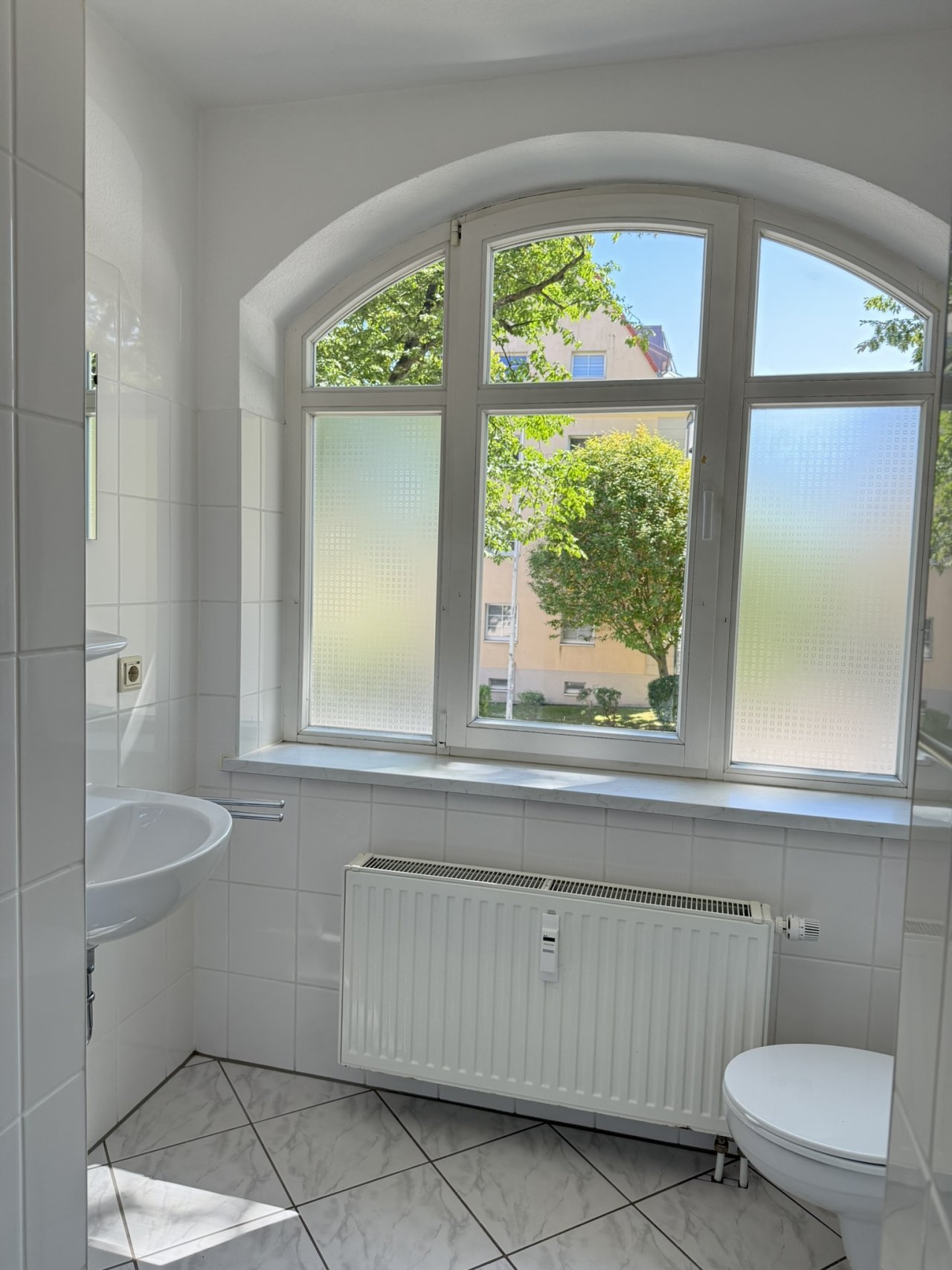Tageslichtbad mit Dusche Tageslichtbad mit Dusche