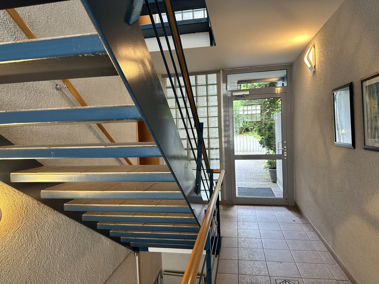 gepflegtes Treppenhaus gepflegtes Treppenhaus