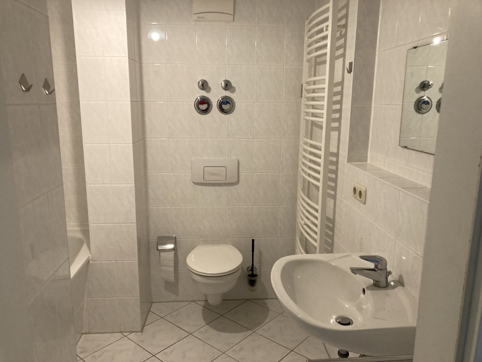 Bad mit Wanne Bad mit Wanne