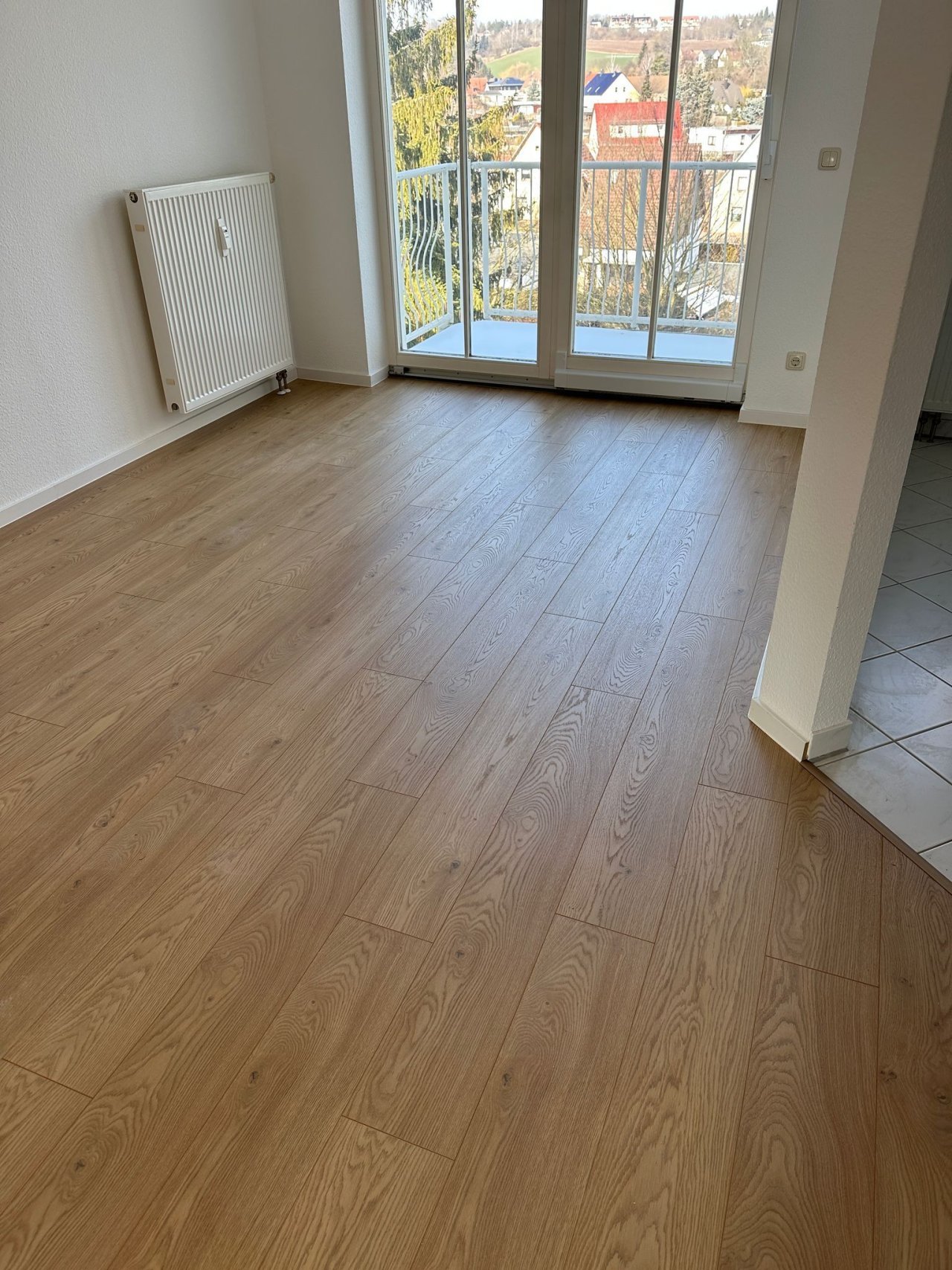 helles Wohnzimmer, Balkon helles Wohnzimmer, Balkon