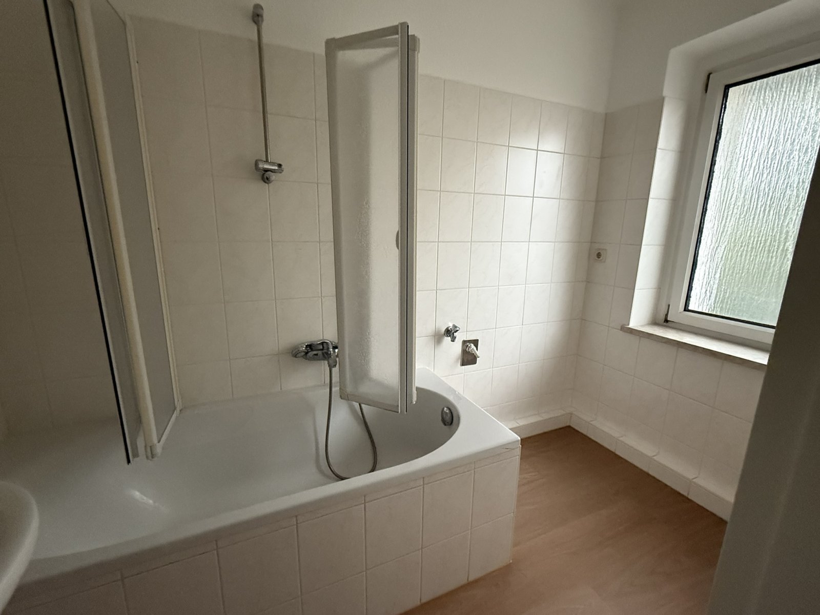 Bad mit Wanne Bad mit Wanne