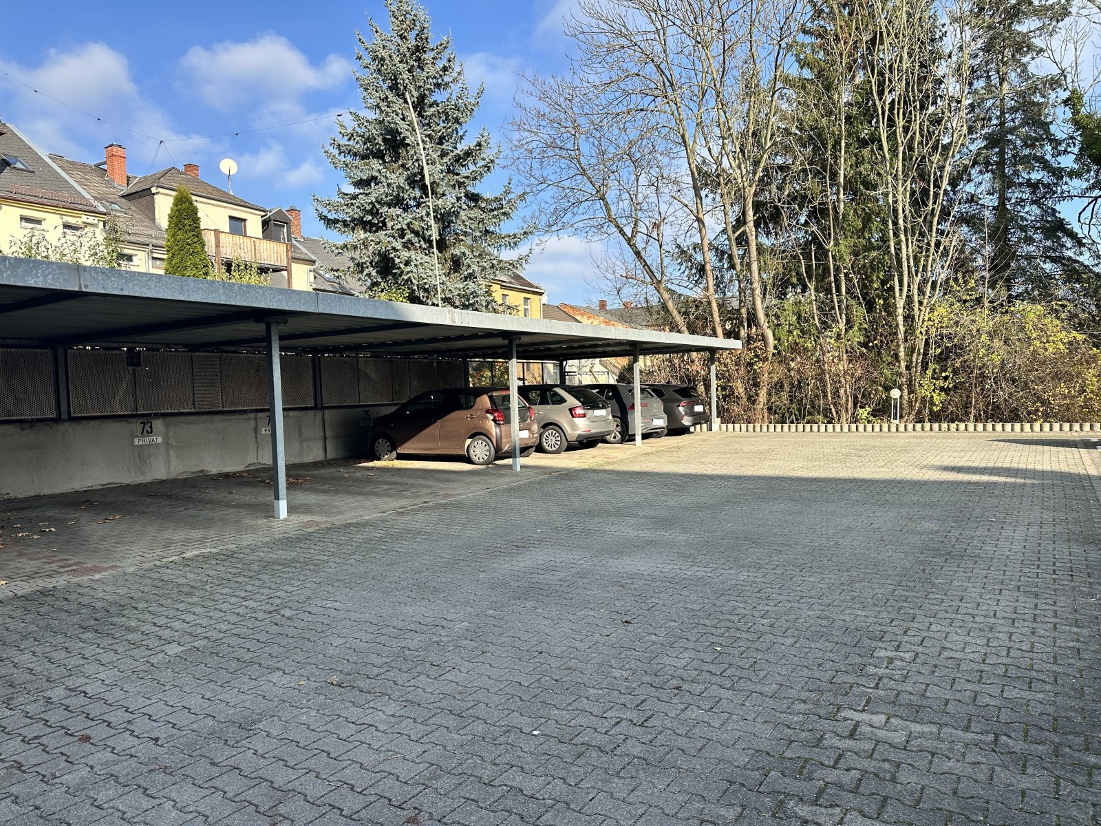 Carport-Stellplätze
