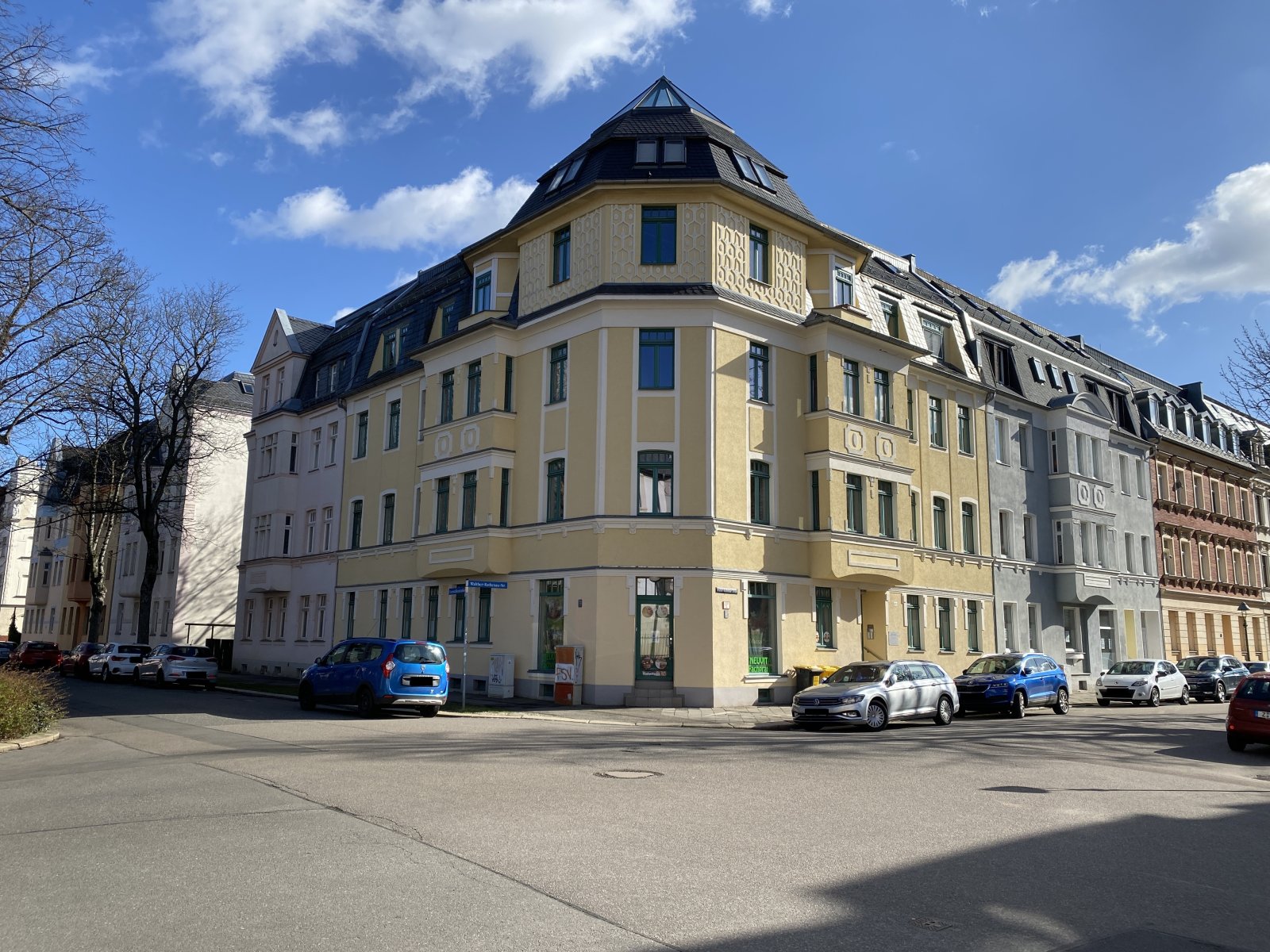 Zwickau: Schöne 3-Raum-Maisonette-WE mit Balkon und Loggia! 