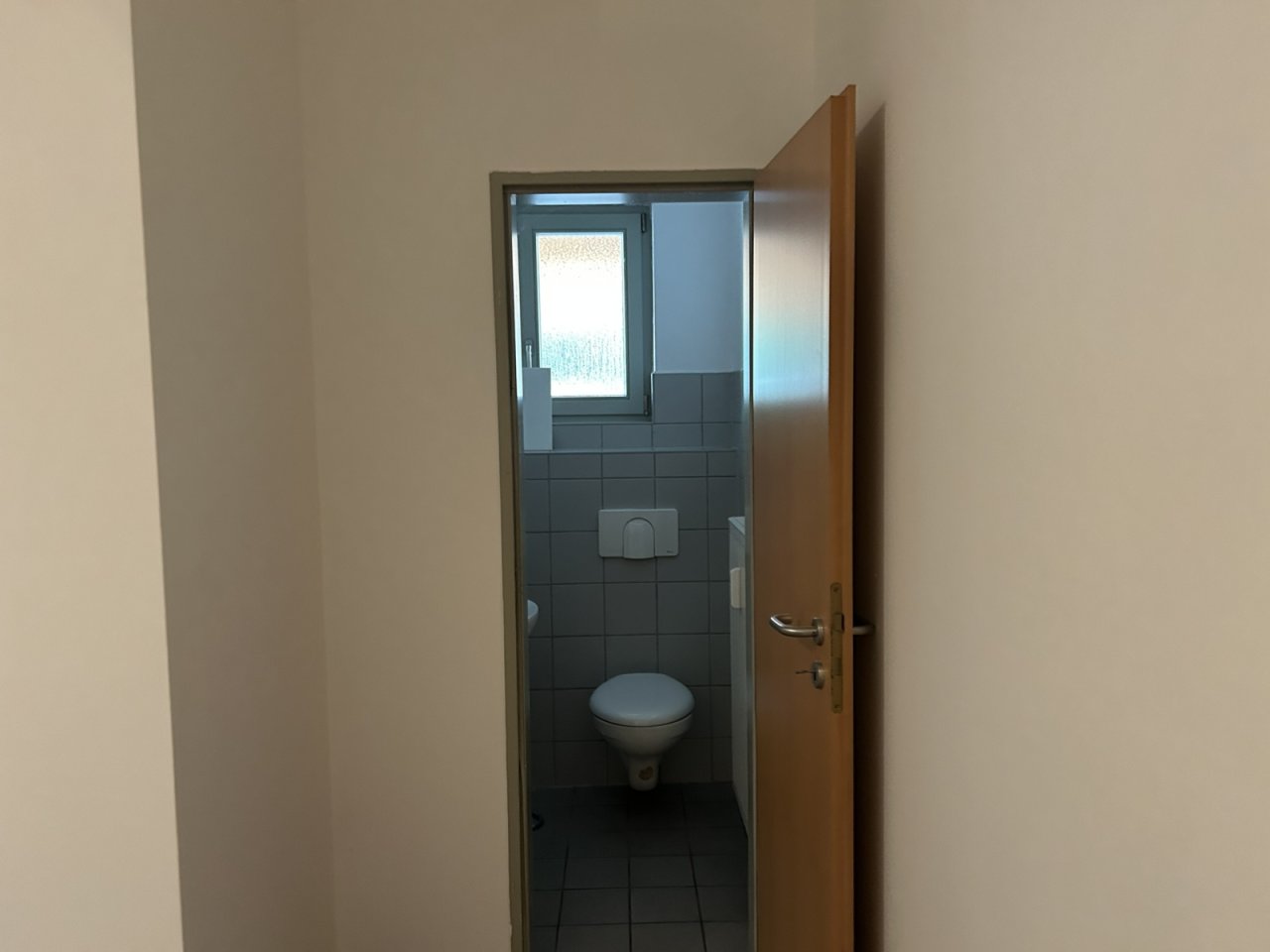 WC WC