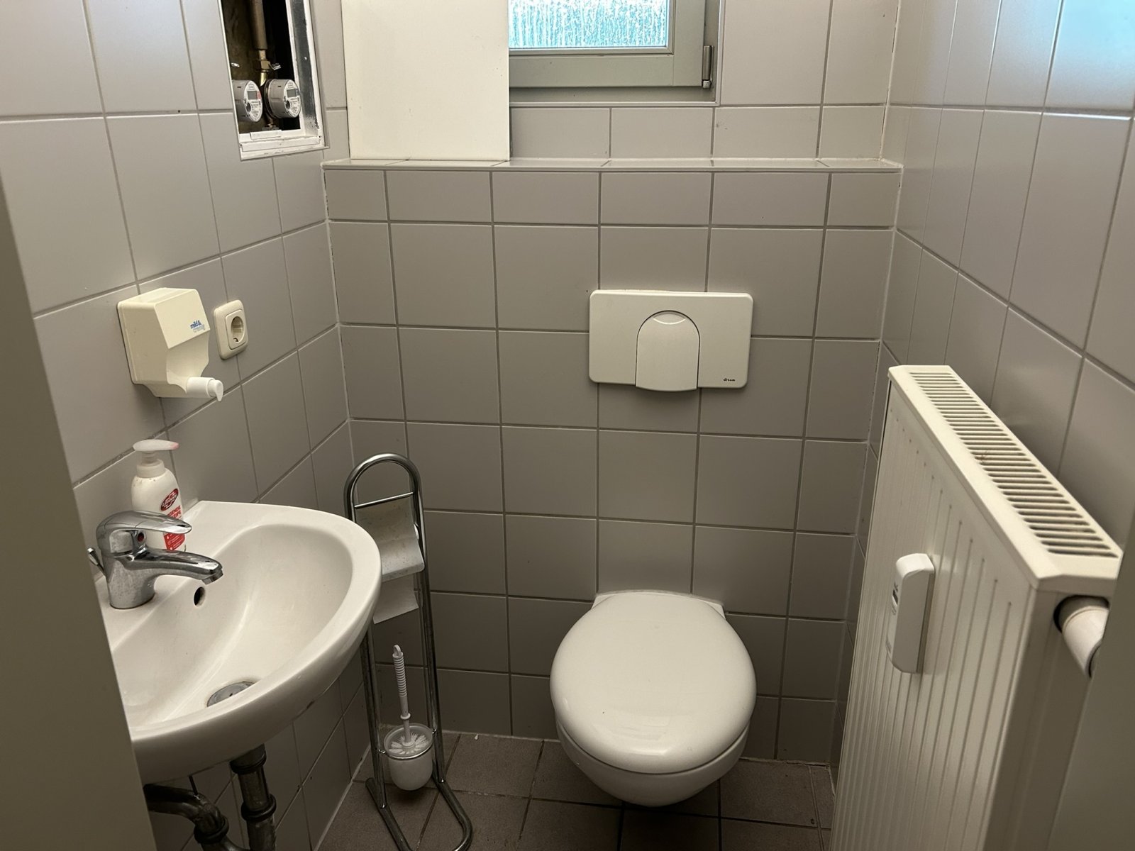 WC WC