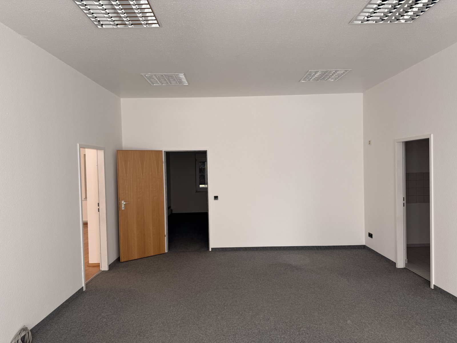 Büro-/Ladenfläche 1 Büro-/Ladenfläche 1