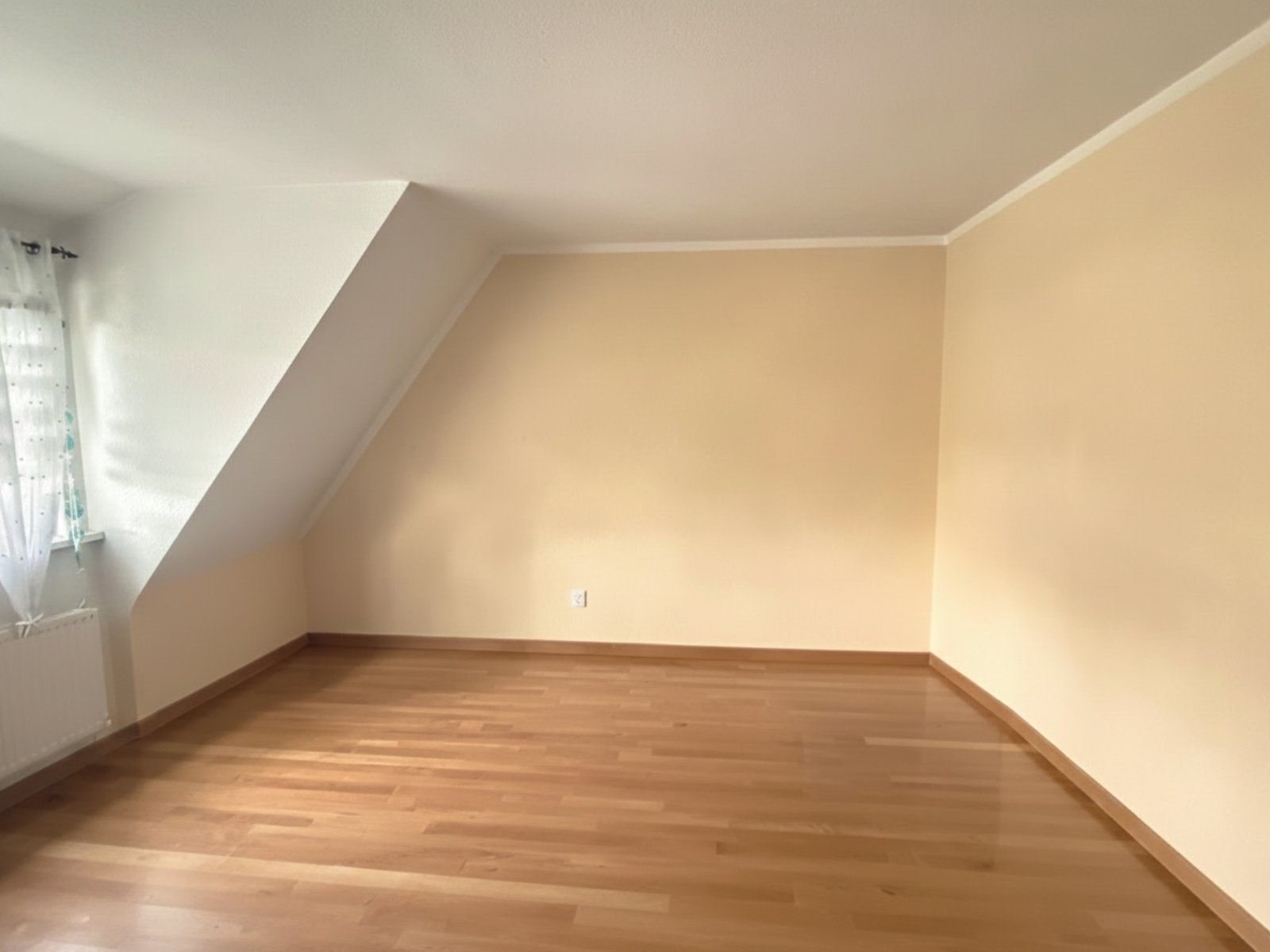 Wohnzimmer durch AI beräumt Wohnzimmer durch AI beräumt