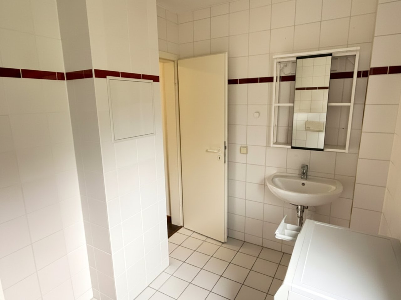Badezimmer 1 durch AI beräumt