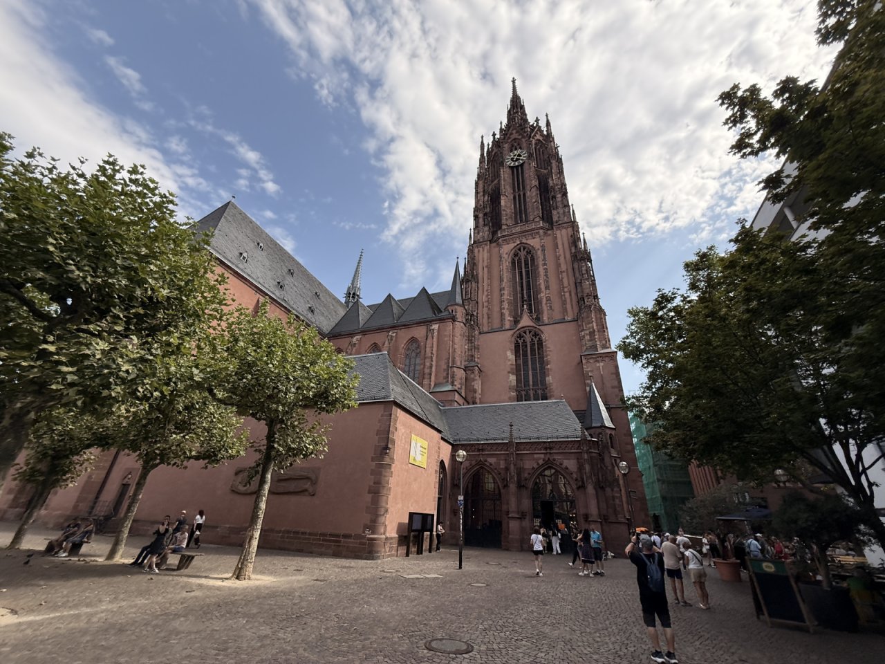 Dom St. Bartholomäus Dom St. Bartholomäus