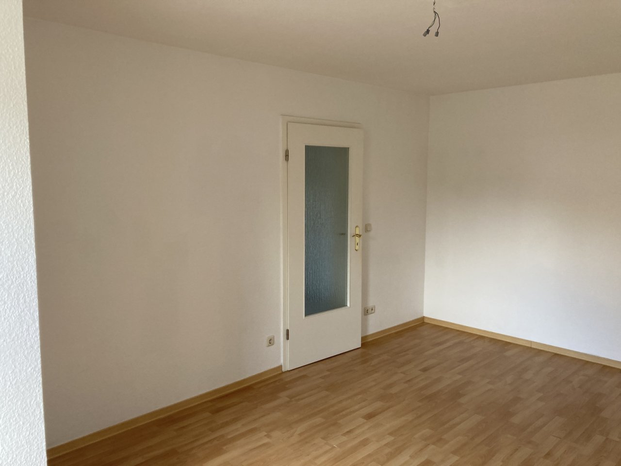Wohn-/Schlafzimmer Wohn-/Schlafzimmer