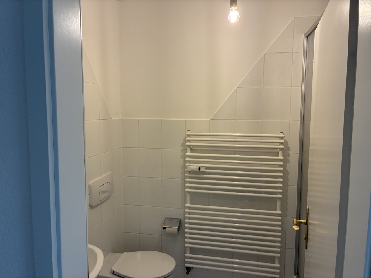 Bad mit Dusche Bad mit Dusche