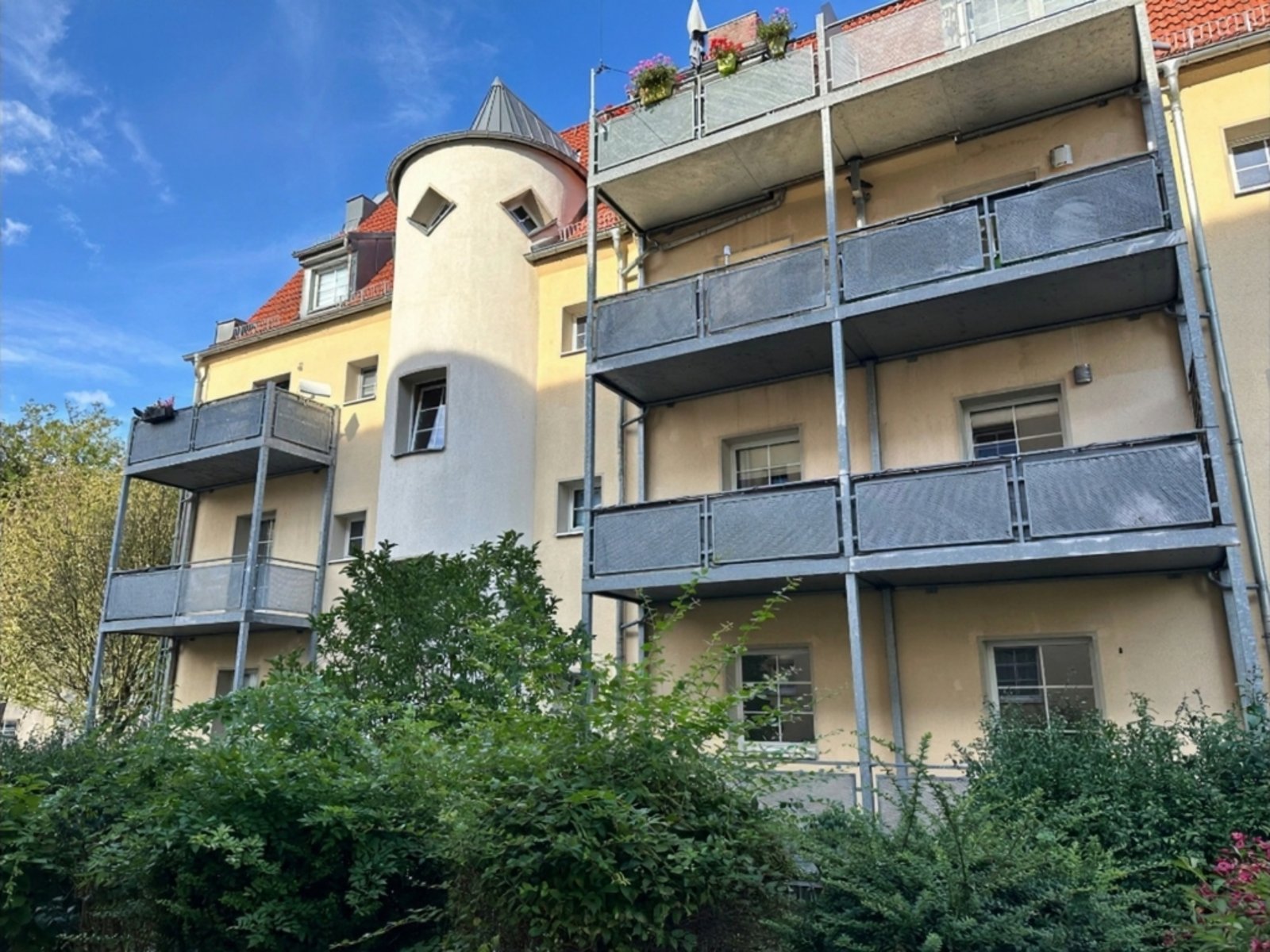 Zwickau: 2-Raumwohnung mit Tageslichtbad und Balkon in Zwickau-Marienthal! Nähe HBK! 