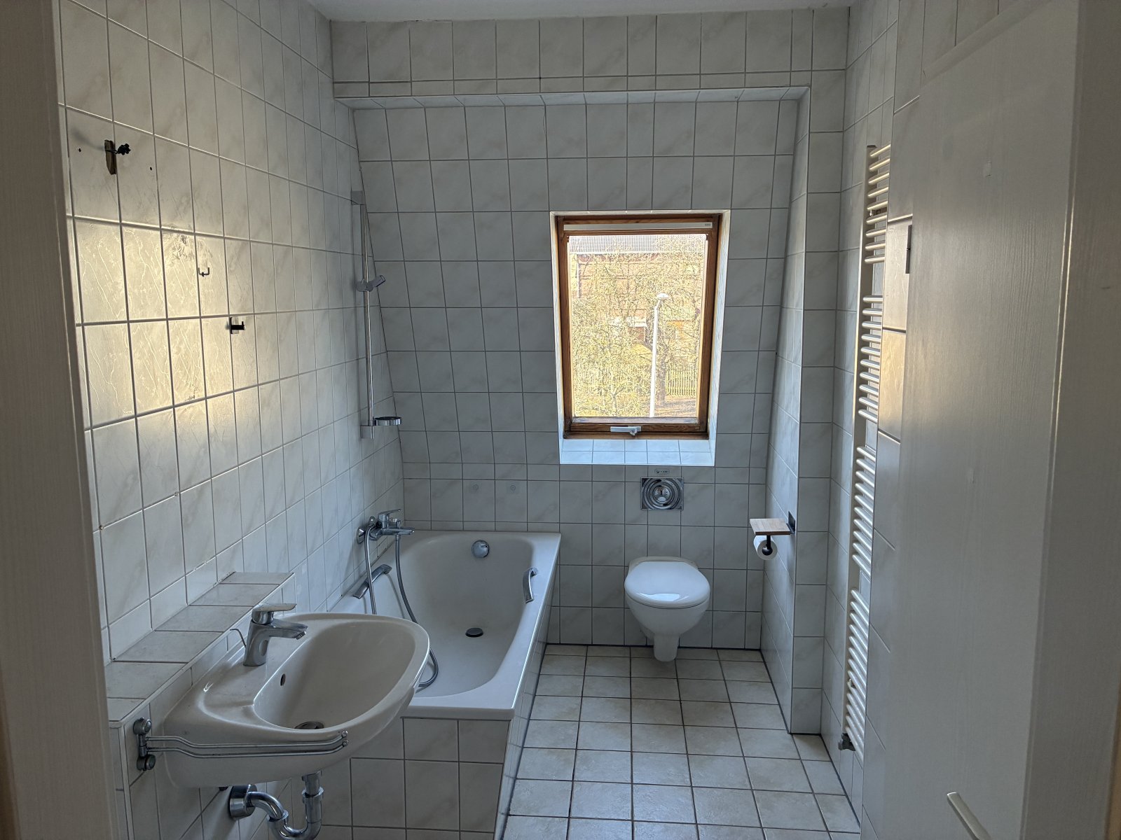 Tageslichtbad, Wanne